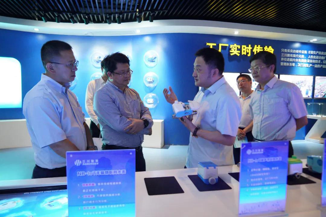 0702a1.jpg 0702a1.jpg